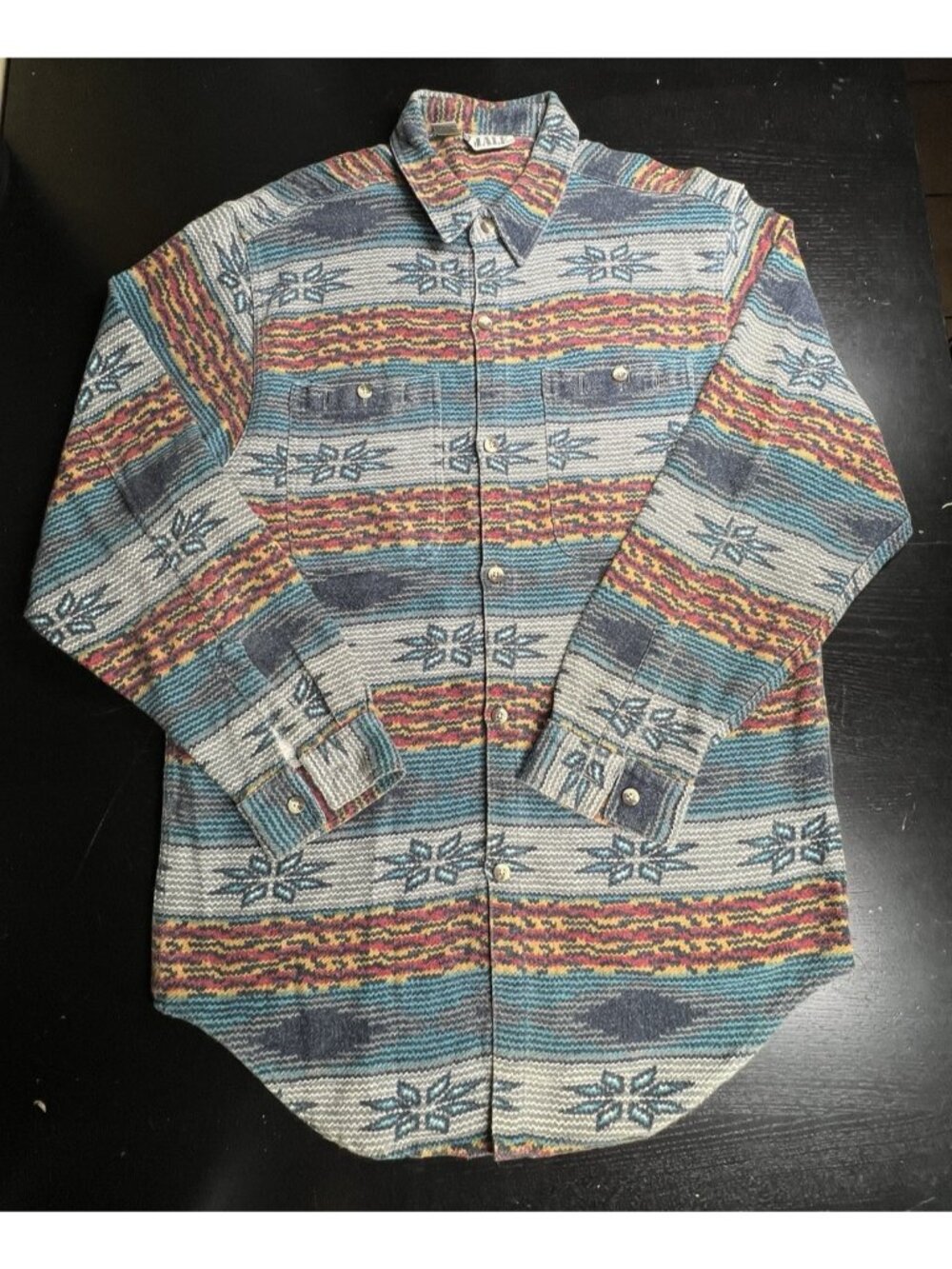 Vintage International Male Woven Flannel Shirt XL Southwestern Aztec 100% Cotton